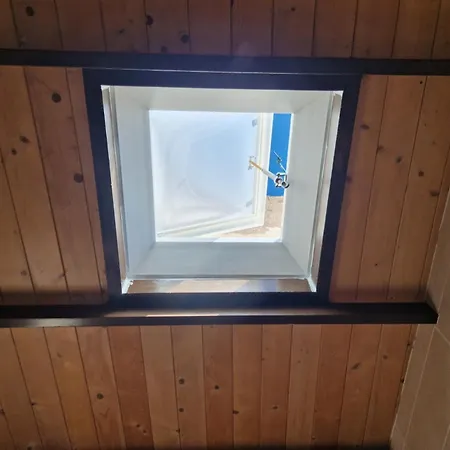 Individual Privada, Piso De 3 Con Areas Compartidas